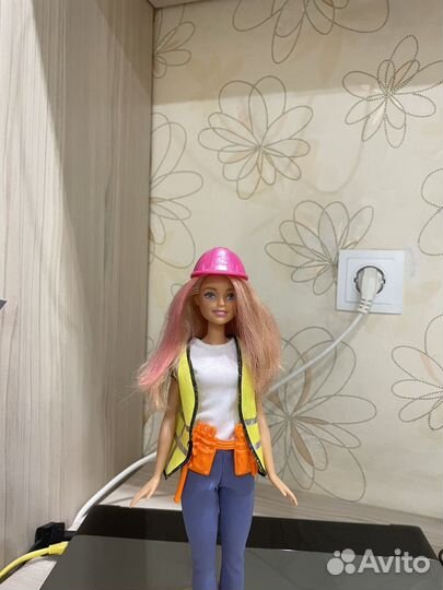 Кукла барби