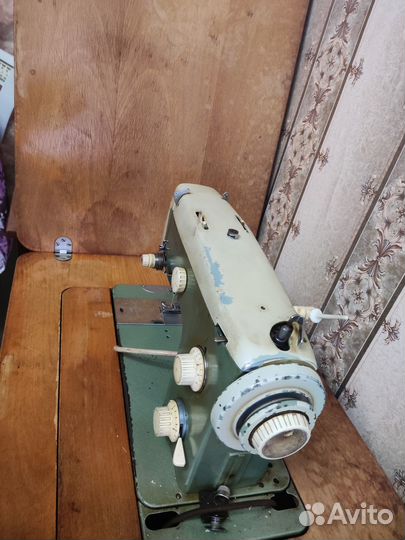 Швейная машина Veritas