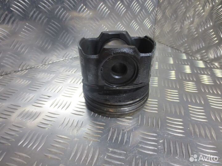 Поршень Scania 2619545