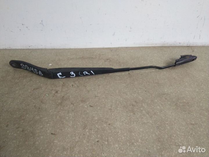 Поводок стеклоочистителя передний левый Citroen C3