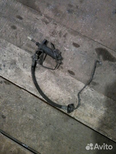 Тормозной цилиндр Ленд Крузер 100