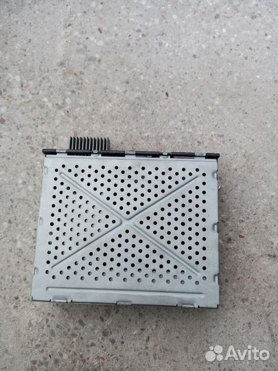 Audi A8 D3 усилитель антенны