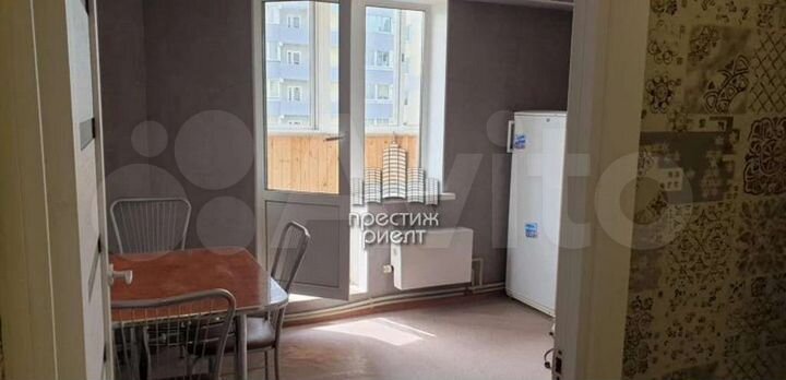 1-к. квартира, 42 м², 3/9 эт.