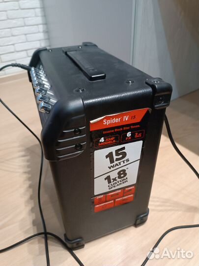 Гитарный комбоусилитель