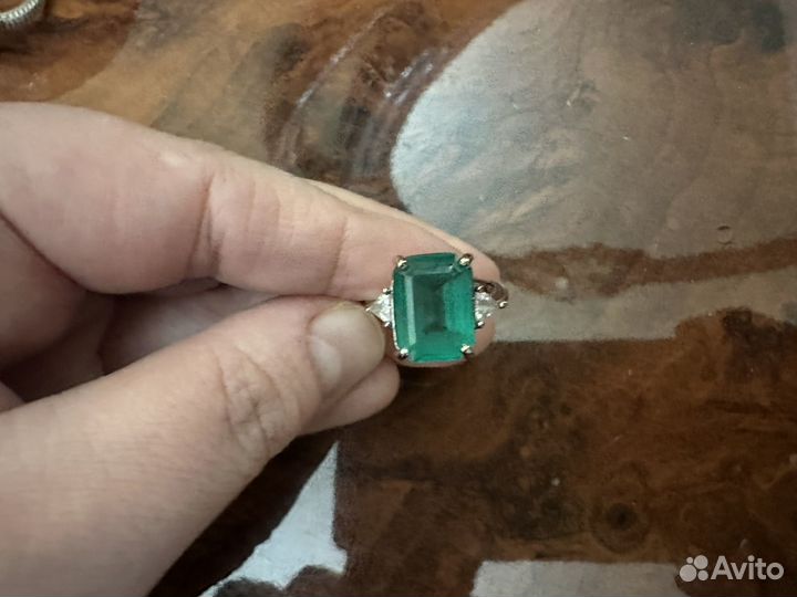 Серебряное кольцо