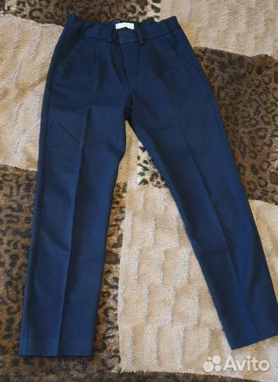 Школьная форма костюм(134 и 140)