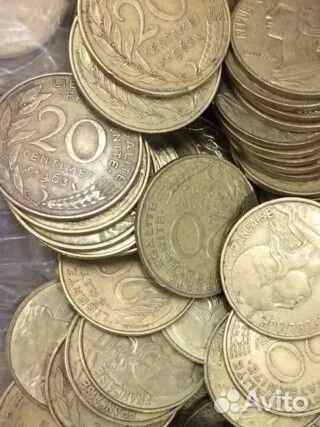 Жетоны сантимы