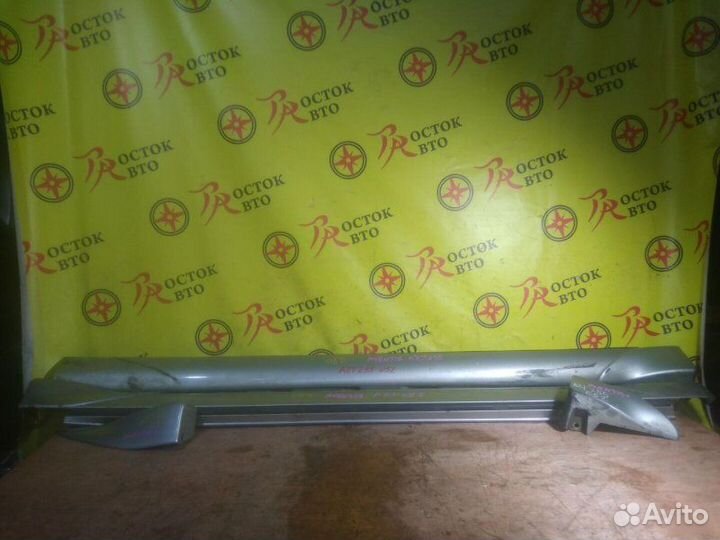 Накладка порога Toyota Avensis AZT255