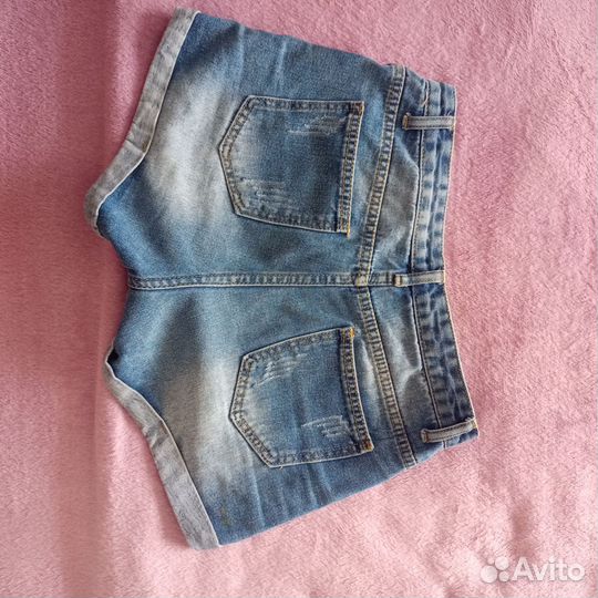 Джинсовые шорты
