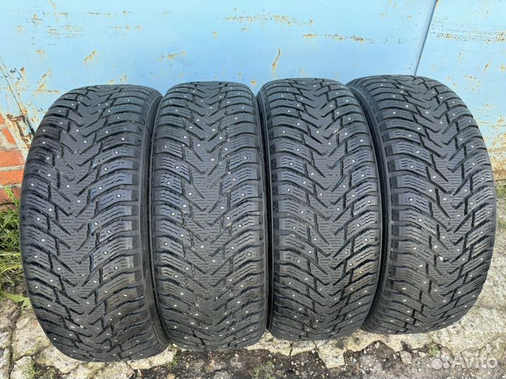 Nokian Tyres Hakkapeliitta 8 SUV 235/55 R19