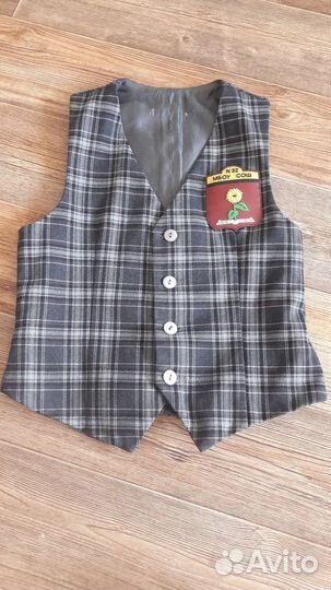Школьная форма. Жилетка для мальчика