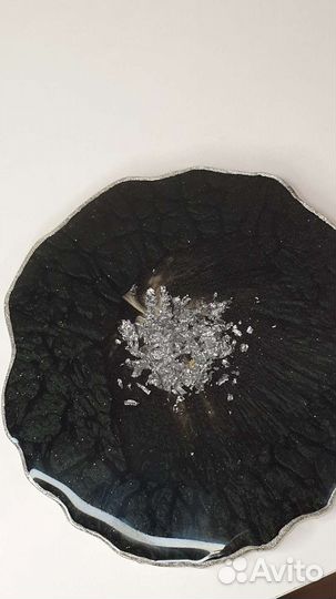 Подставка из эпоксидной смолы черная 13х13см