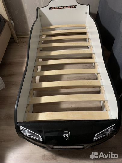 Детская кровать машина без матраса