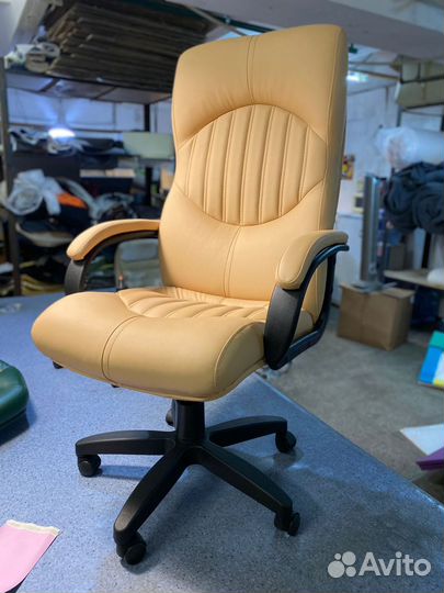 Компьютерное кресло