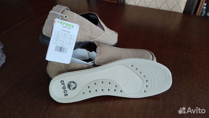 Мужская обувь Crocs