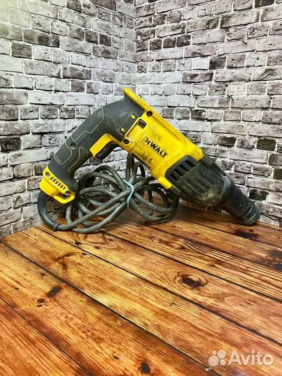 Перфоратор dewalt D 25133 K