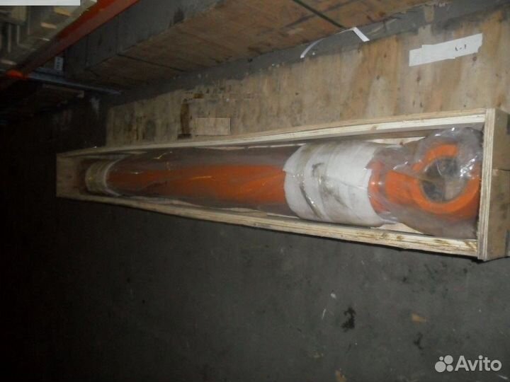 Гидроцилиндр ковша S333601 ZX330-3 без трубок