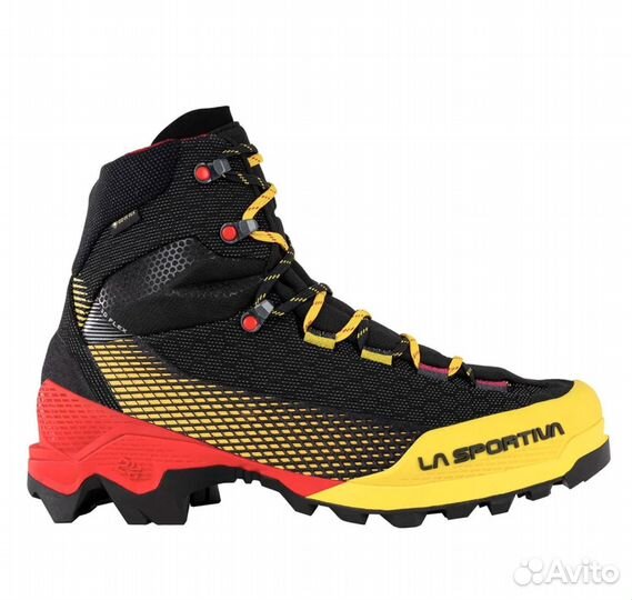 Ботинки La Sportiva Aequilibrium ST GTX Black Yell