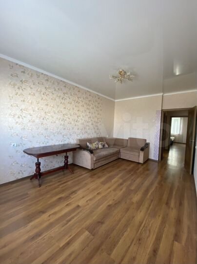 2-к. квартира, 65 м², 13/17 эт.