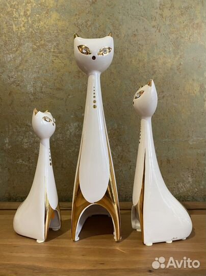 Фарфоровые статуэтки 