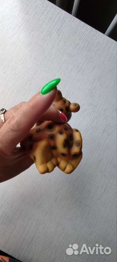 Фигурка леопарда