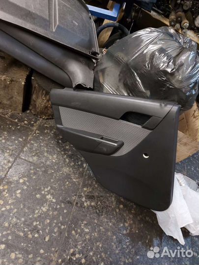 Chevrolet aveo т255 хэтчбек 2010 Пластик салона