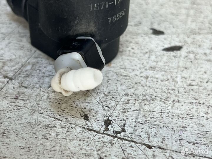 Насос омывателя лобового стекла Ford Focus III (20