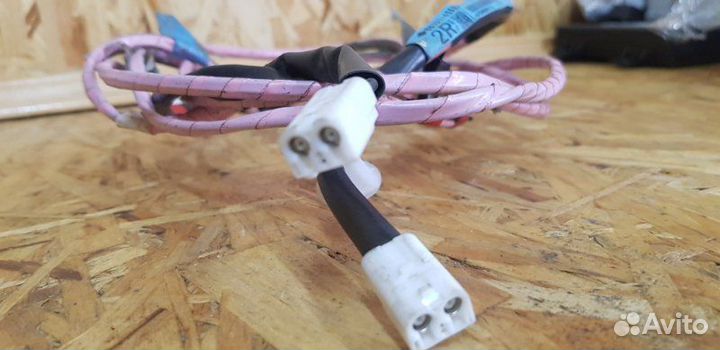 Провод антенны Toyota Rav 4 V40