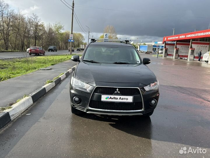 Mitsubishi Outlander 2.0 CVT, 2011, 256 000 км