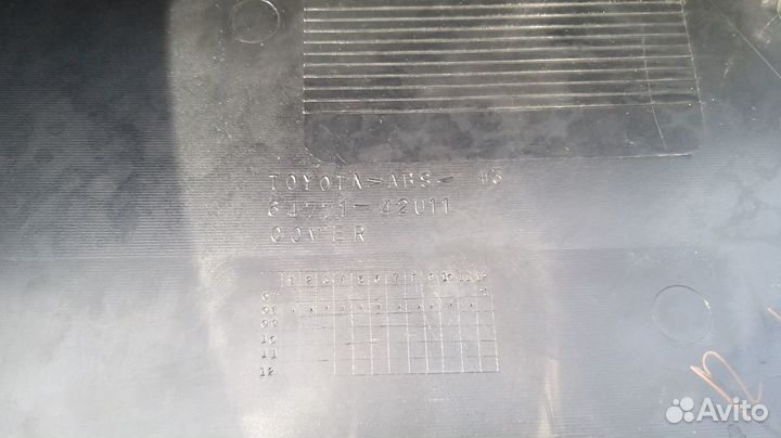 Колпак запаски рав 4