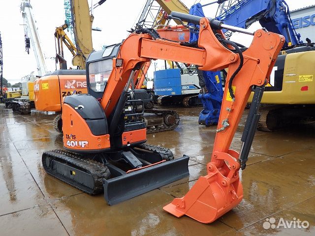 Мини-экскаватор Hitachi ZX40UR-5B, 2017