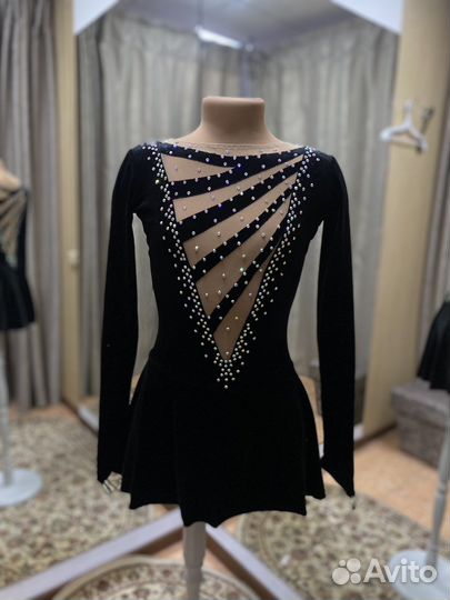 Костюм для фигурного катания