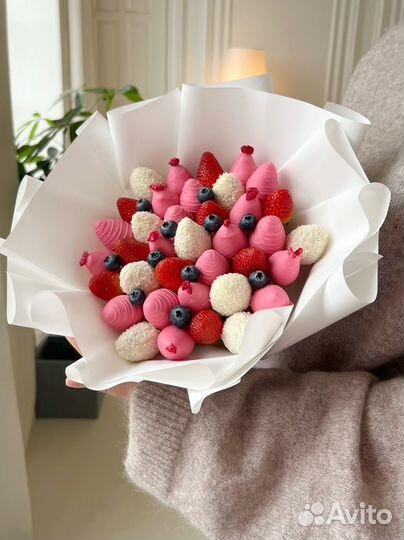 Букет из клубники в шоколаде подарок с доставкой