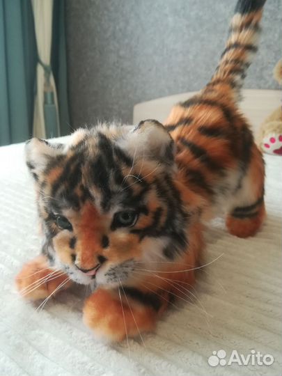 Тигренок реалистичная подвижная игрушка