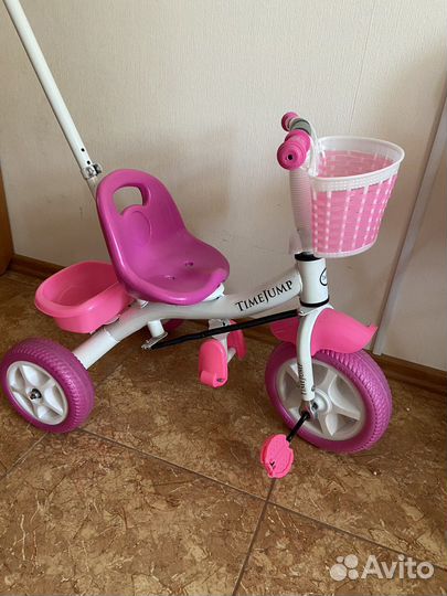 Трехколесный велосипед