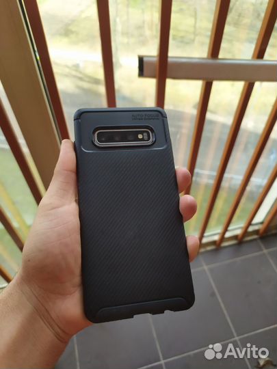 Samsung Galaxy S10+, 8/128 ГБ