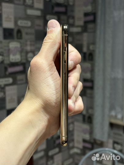 iPhone 11 Pro, 64 ГБ