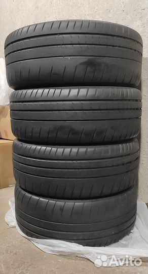 Michelin Pilot Sport Cup 2 215/45 R17 91Y