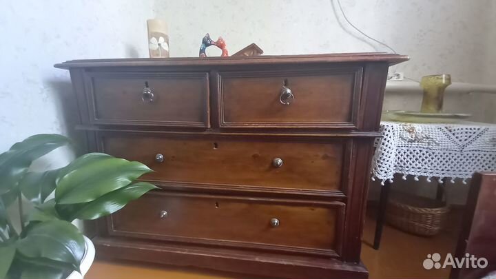 Антикварная мебель комод