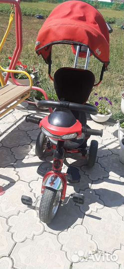 Детский трехколесный велосипед бу