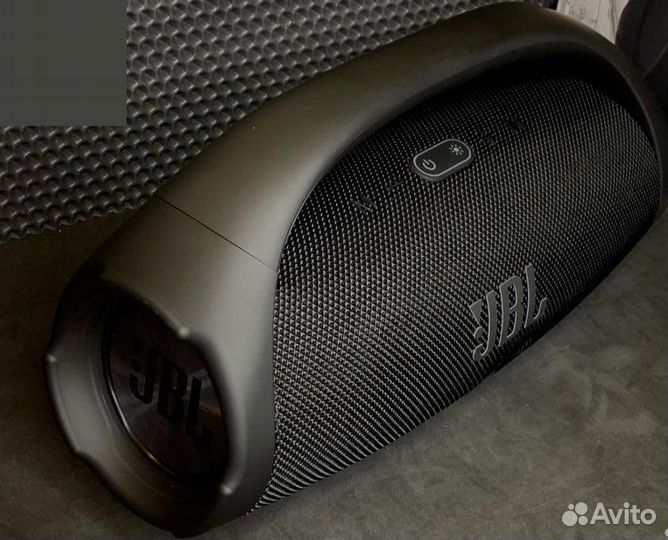 Большая портативная колонка бумбокс