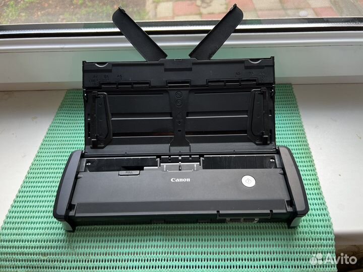 Сканер Canon P-215 мобильный питание от usb