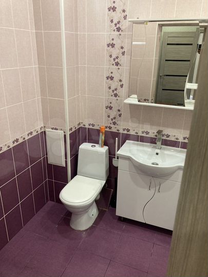 1-к. квартира, 52,2 м², 1/3 эт.