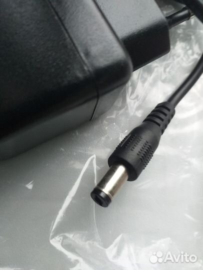 Адаптер SSM-120-2000 12V/2А новый