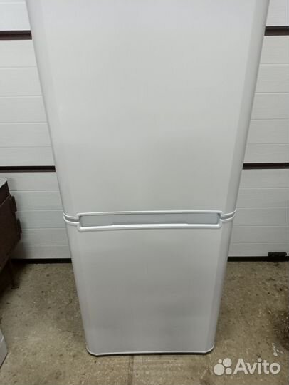 Холодильник Индезит рабочий