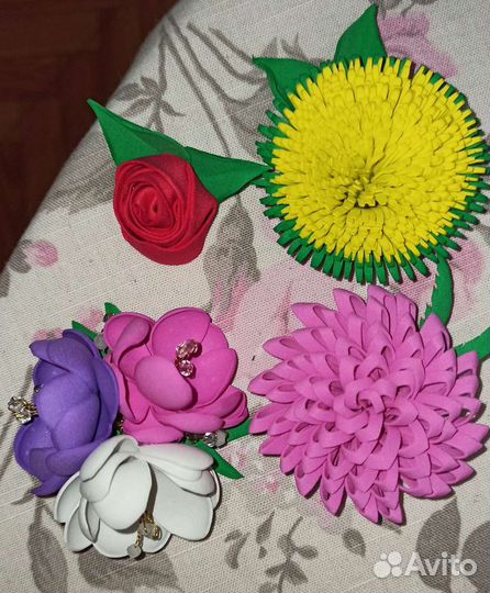 Цветы из фоамирана для резинок, шпилек