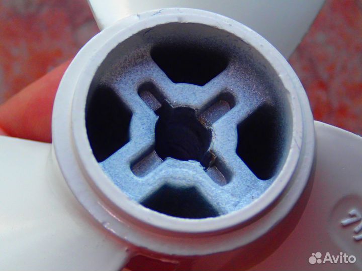 Гребной винт для лодочного мотора yamaha 2cmhs 3лс