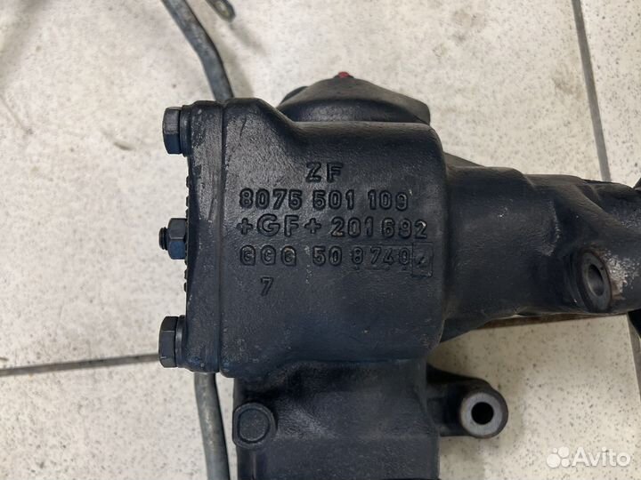 Рулевой редуктор е38