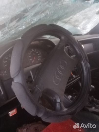 Замок задней правой двери Audi 80 B3