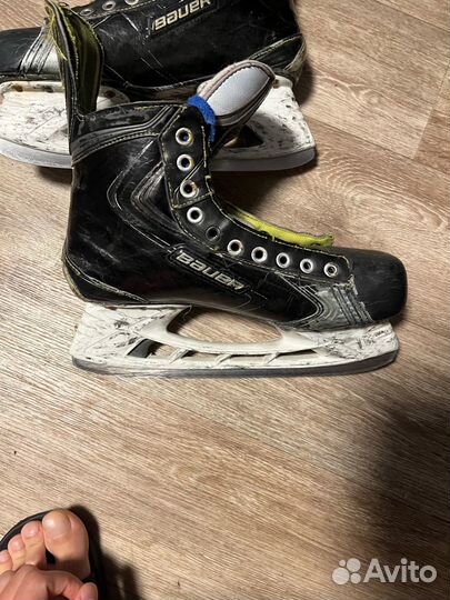 Хоккейные коньки bauer x100le
